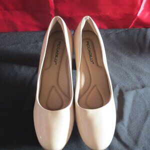 Nude, Piccadilly Heels.